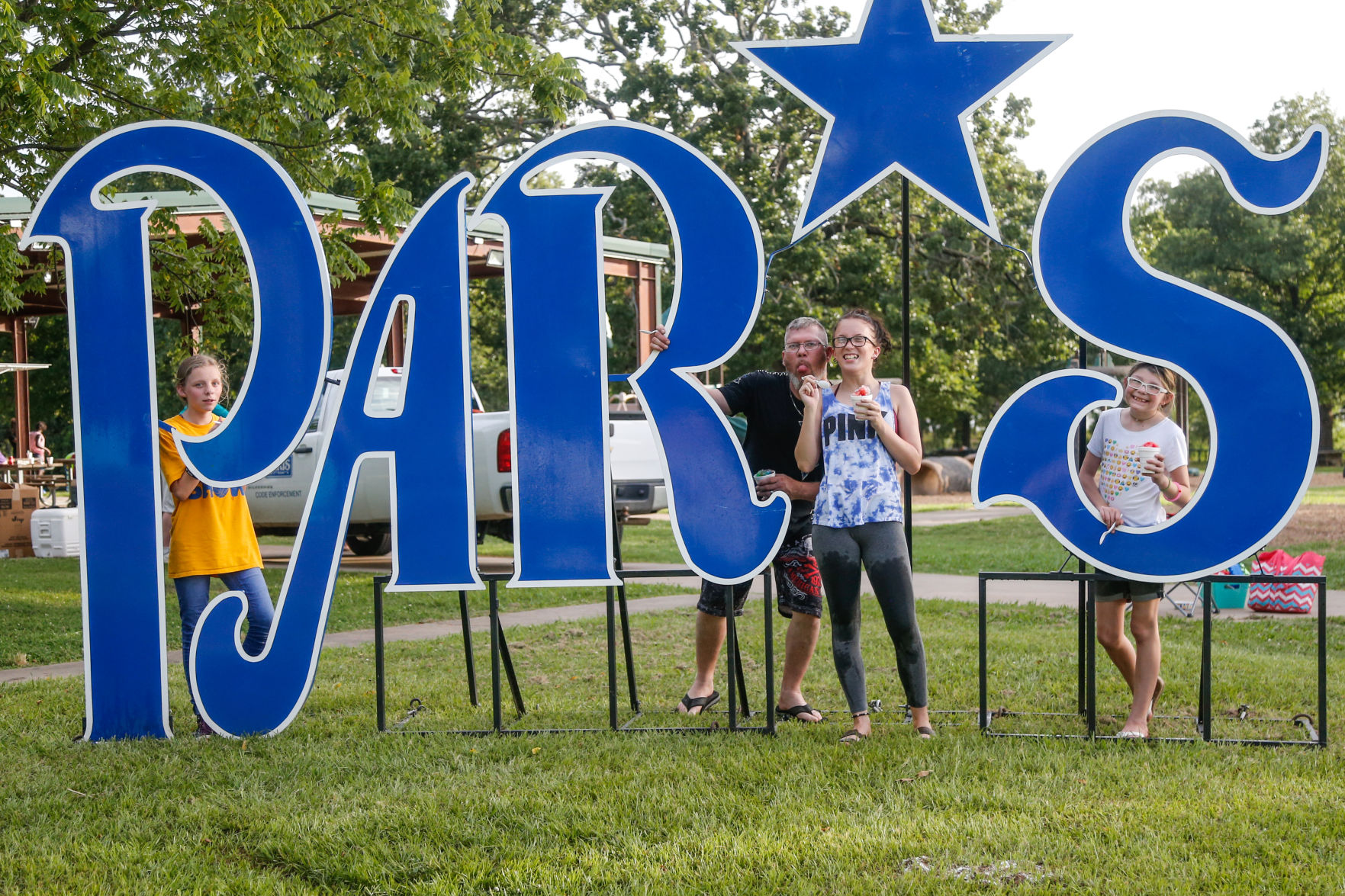 Paris Sign